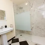 Дом отдыха Casa Valdes Марбелья