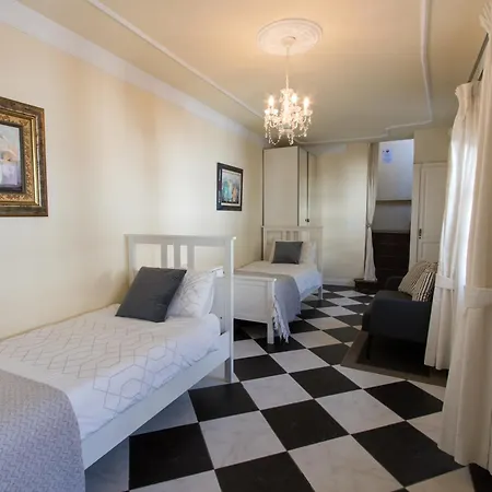 Casa Valdes Марбелья